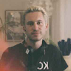 Meet your Posher, Alex
